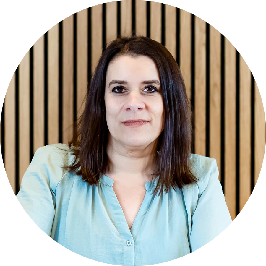 Porträt von Mitra Braun, Mitarbeiterin im LTS-Karriere-Team.